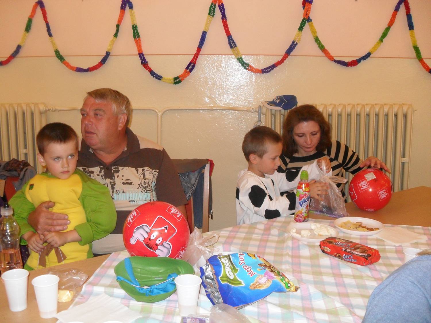 Fotogaléria Maškarný ples MŠ 2012 (6) Maškarný ples MŠ 2012