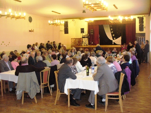 Fotogaléria Posedenie pre dôchodcov 26.10.2014 (29) Posedenie pre dôchodcov 26.10.2014