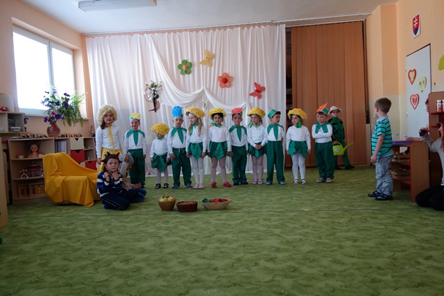 Fotogaléria MŠ - Deň matiek (2) MŠ - Deň matiek